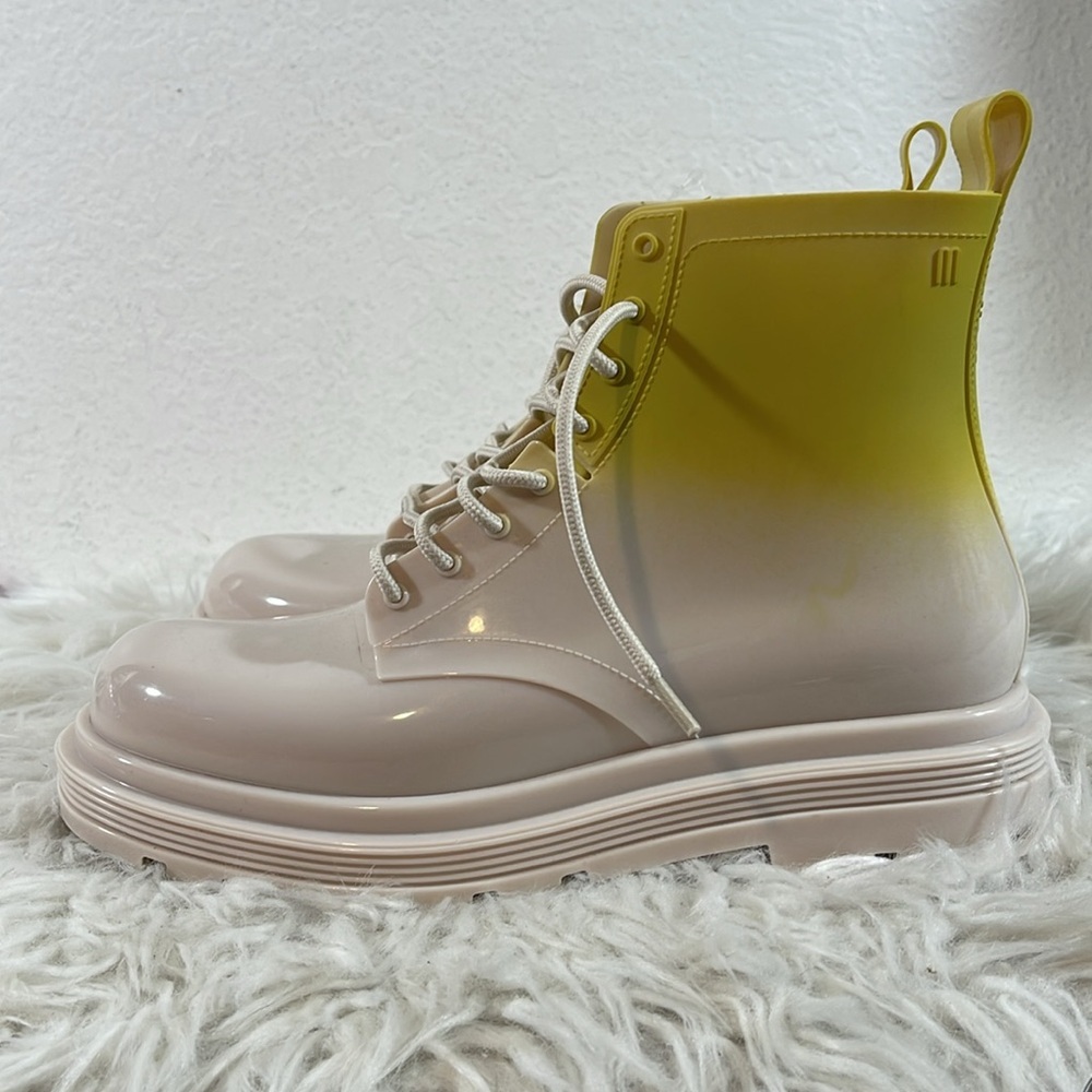 MELISSA Coturno Boots Beige & Yellow Scented Rain Boots Size 9 VEGAN NEW - Picture 7 of 16
